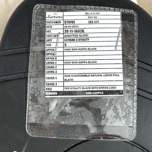 Like New Sz 7 Strive Black Nappa Goat Leather Sandal Knotted Slide Slip On - Picture 8 of 8